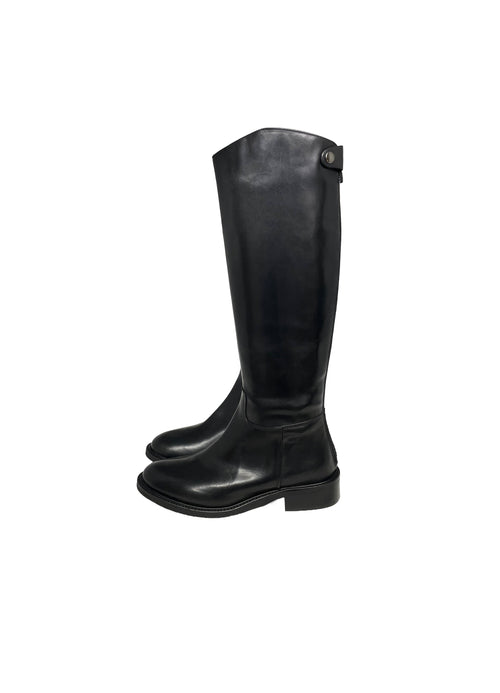 Cavallerizzo Caroline